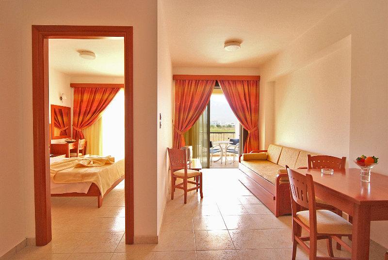 Pelopas Hotel Tigaki Quarto foto